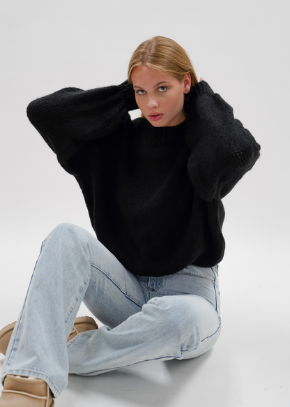 Knitted sweater black (tall)