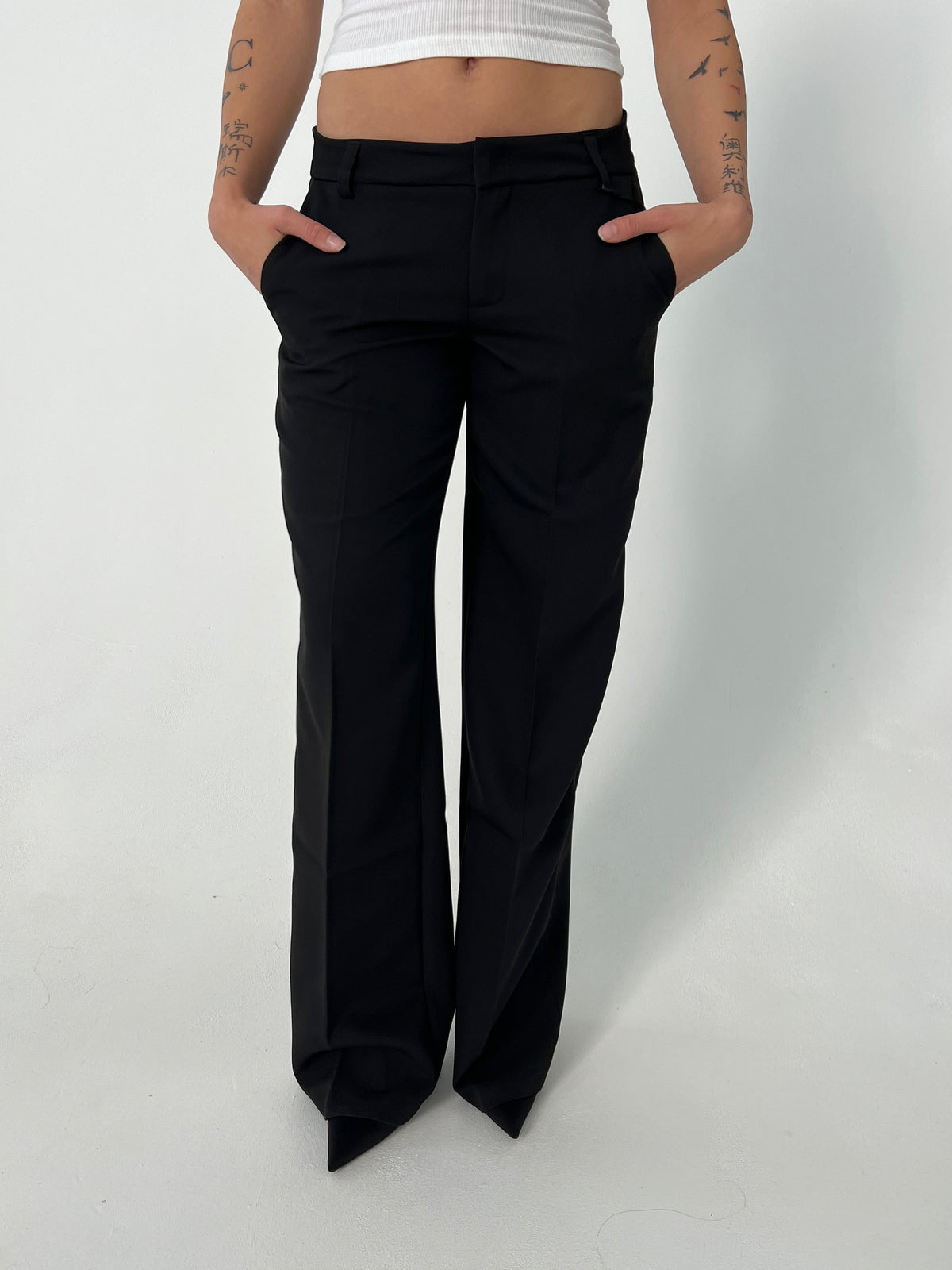 Britney low waisted suit pants - Black