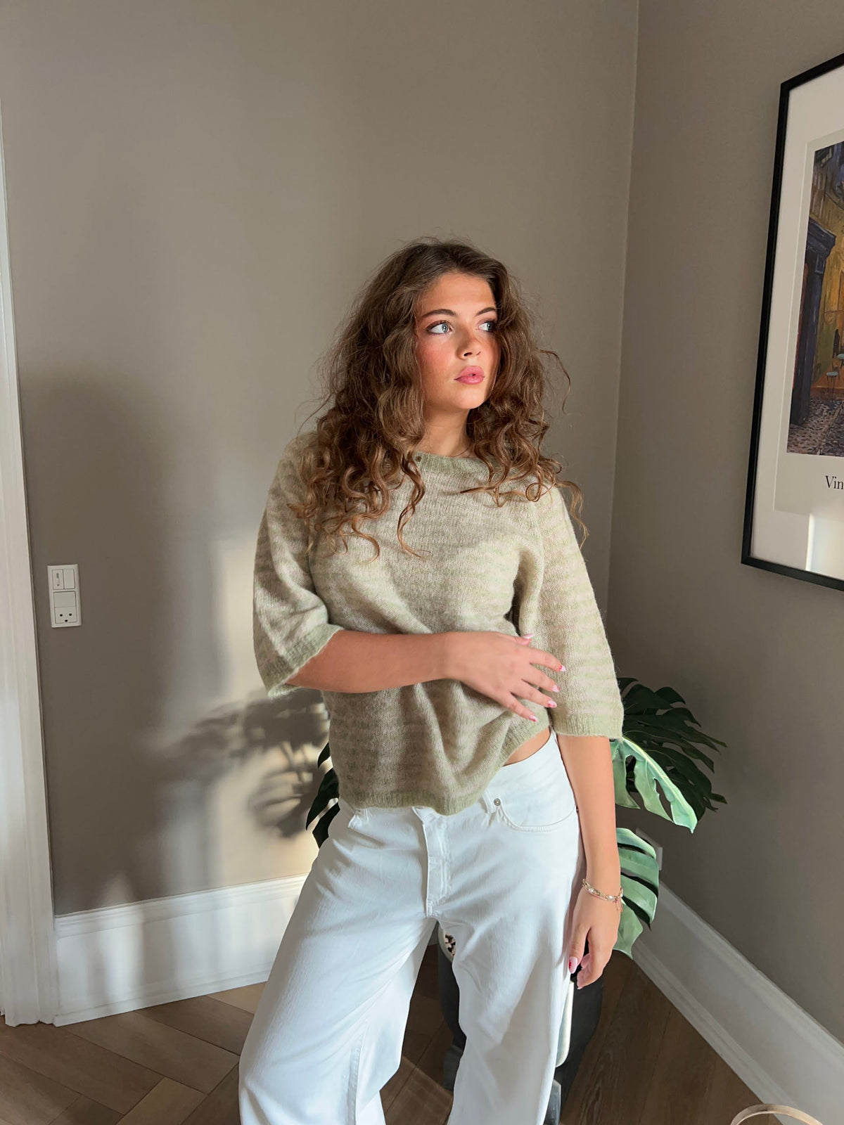 Almina knitted t-shirt with stripes - Green/beige