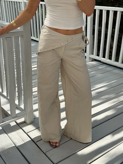 Scandivv trousers with details – Beige