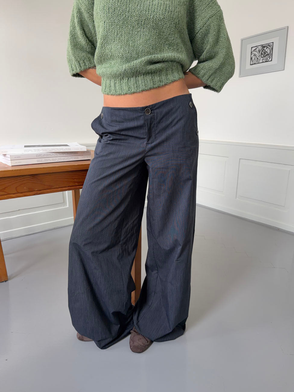 Maluna pants with pinstripes - Navy/white