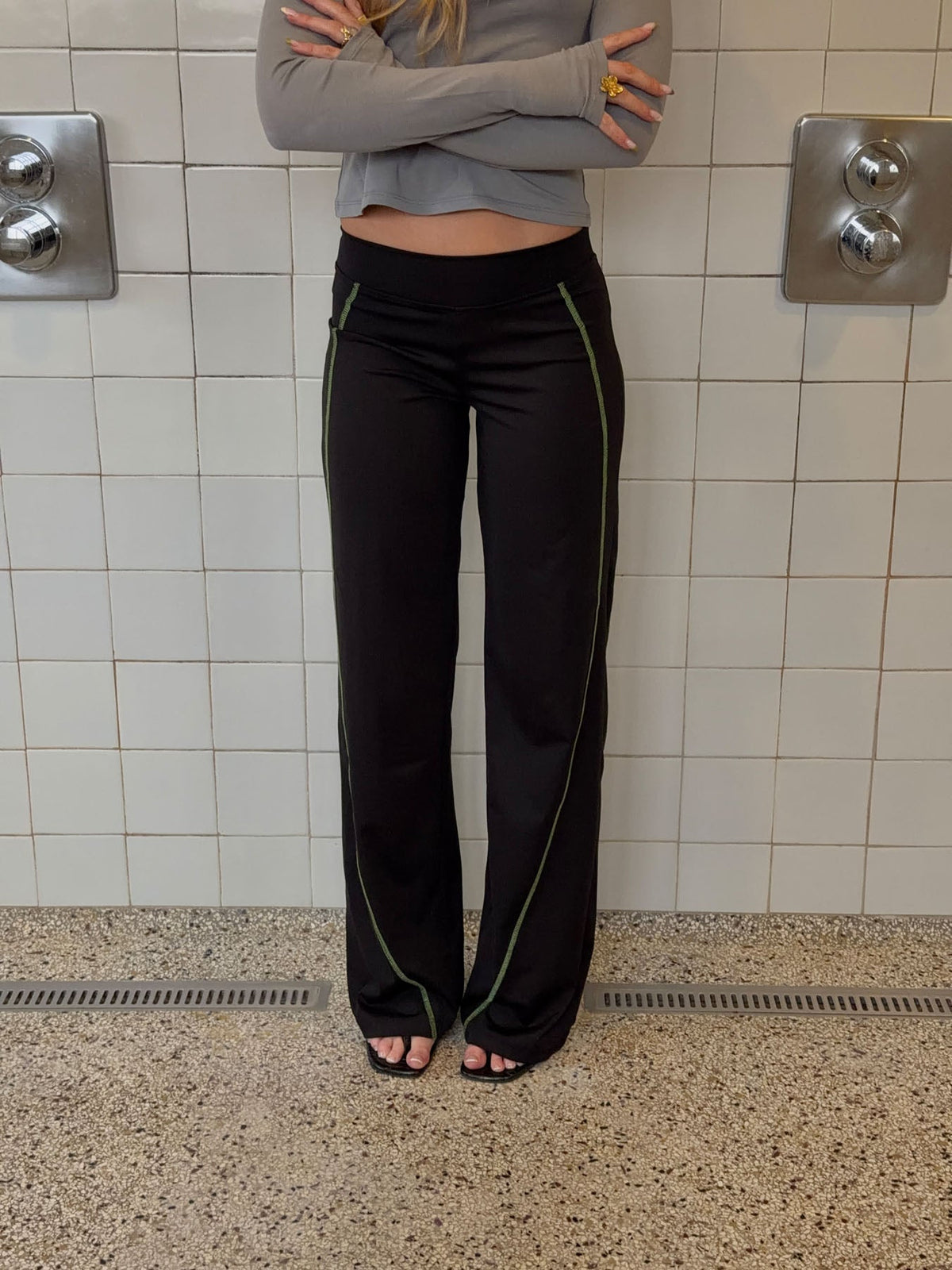 Hilda pants with detail - Black/green