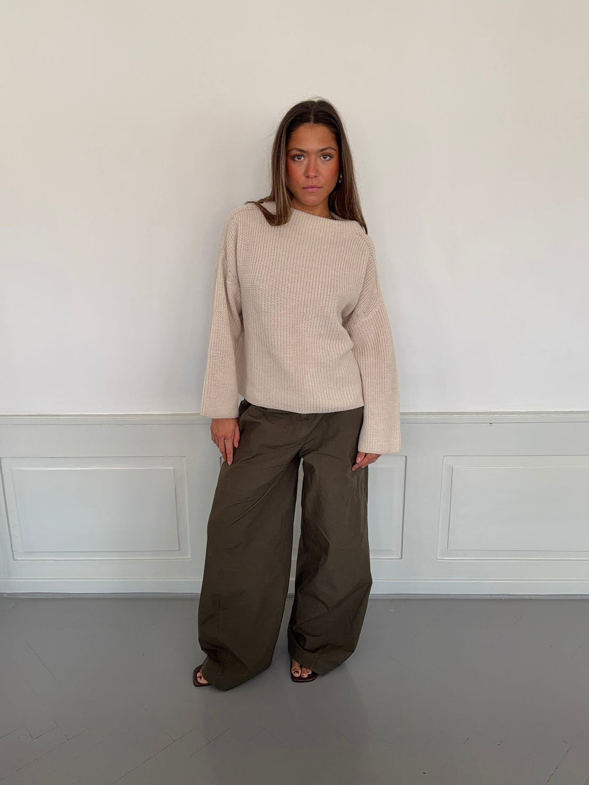 Cholana knit with open back - Beige