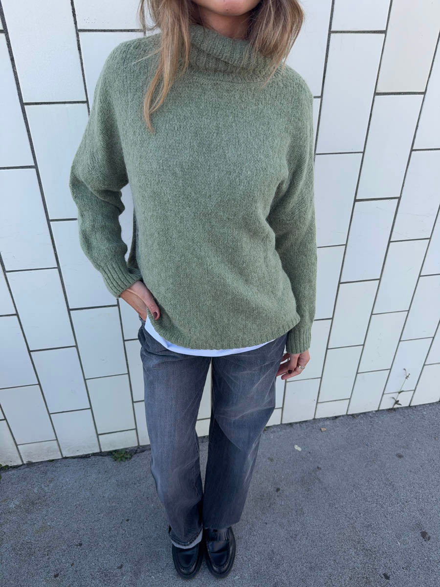 Idun knit with turtleneck - Khaki